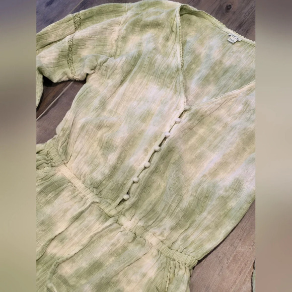 Aerie Tie-Dye Long Sleeve Viscose Blend V Neck Romper Green - Picture 8 of 11